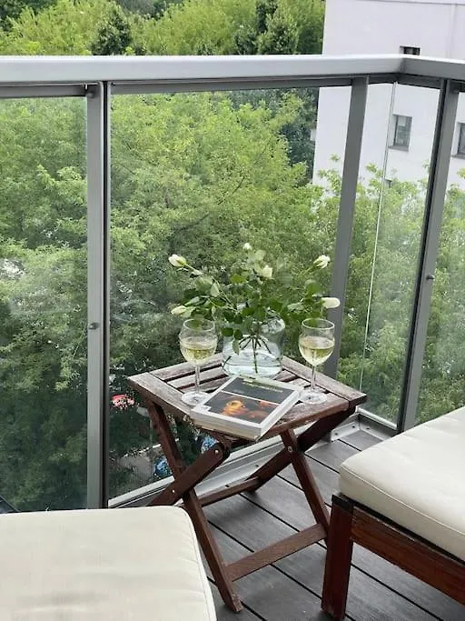 Urocze Mieszkanie Z Tarasem.Gym.Netflix.Wifi 바르샤바 아파트
